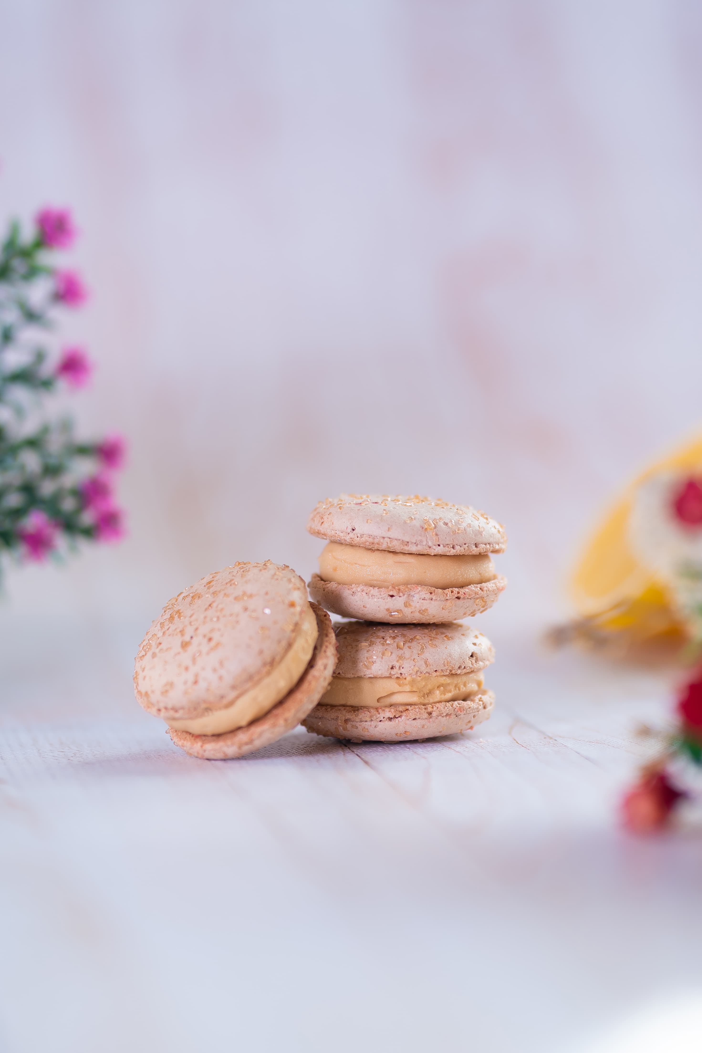 Macarons Caramel și unt sărat — MAYARONS